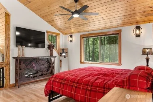 58 Liberty Lane Winthrop, WA 98862