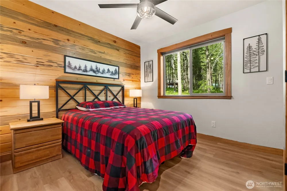 58 Liberty Lane Winthrop, WA 98862