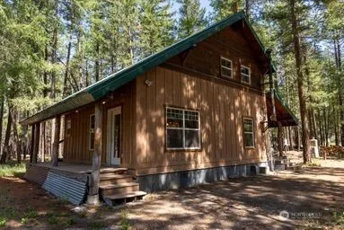 115 Lost River Road Mazama, WA 98833