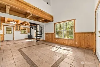 115 Lost River Road Mazama, WA 98833
