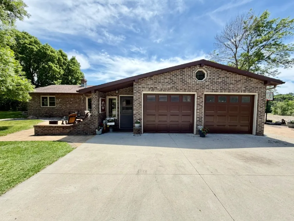 44662 County Highway 31 Pelican Rapids, MN 56572