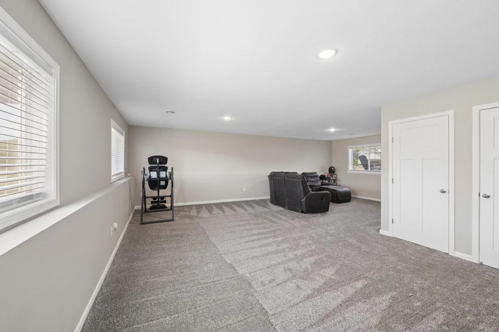 425 Eagle Street NW Isanti, MN 55040