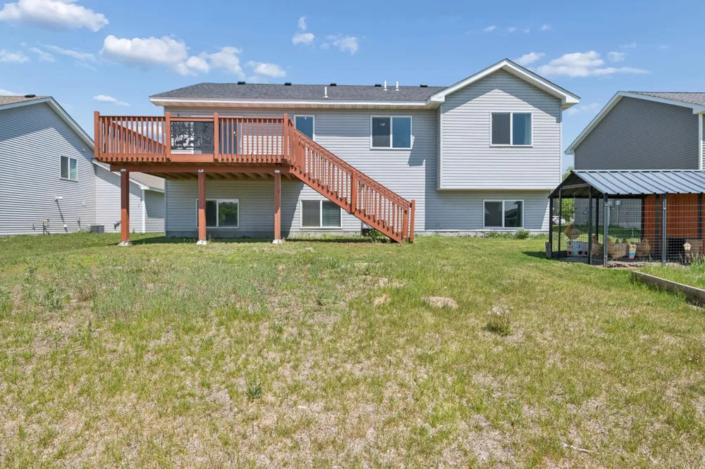 425 Eagle Street NW Isanti, MN 55040