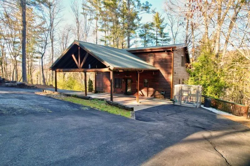 138 Lucius Lane Cherry Log, GA 30522