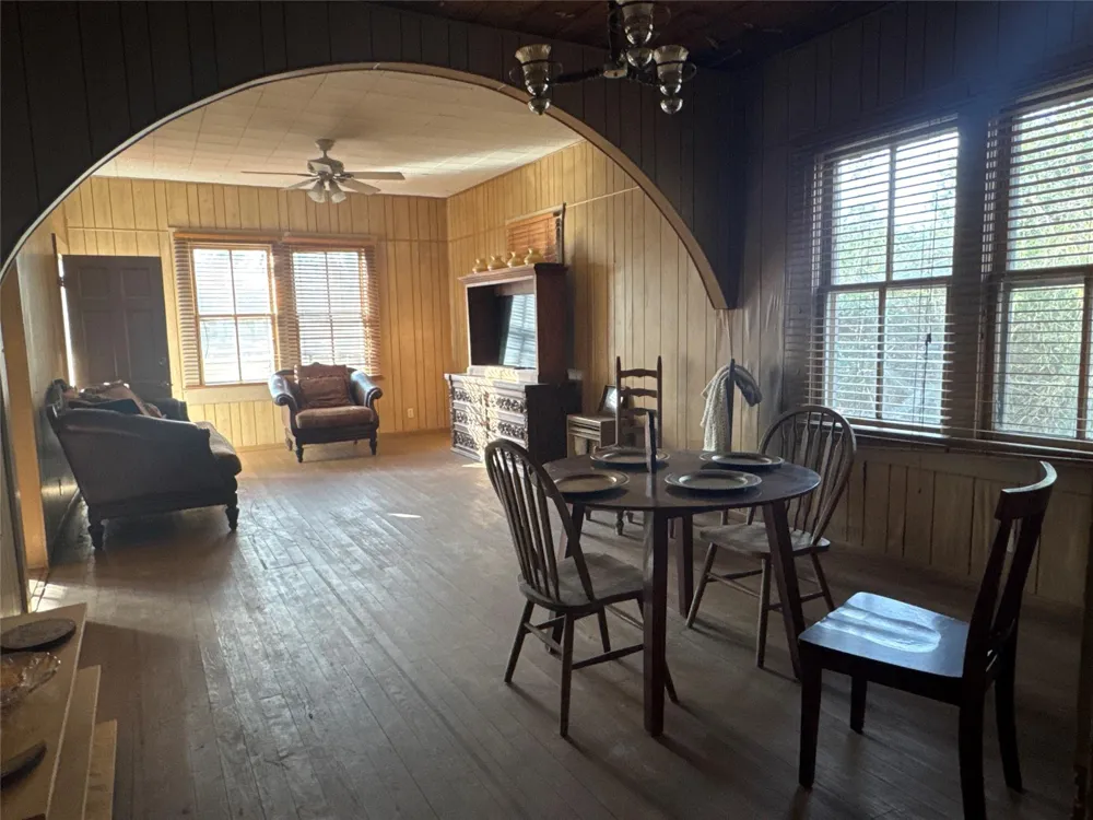 1302 19th Street Hempstead, TX 77445
