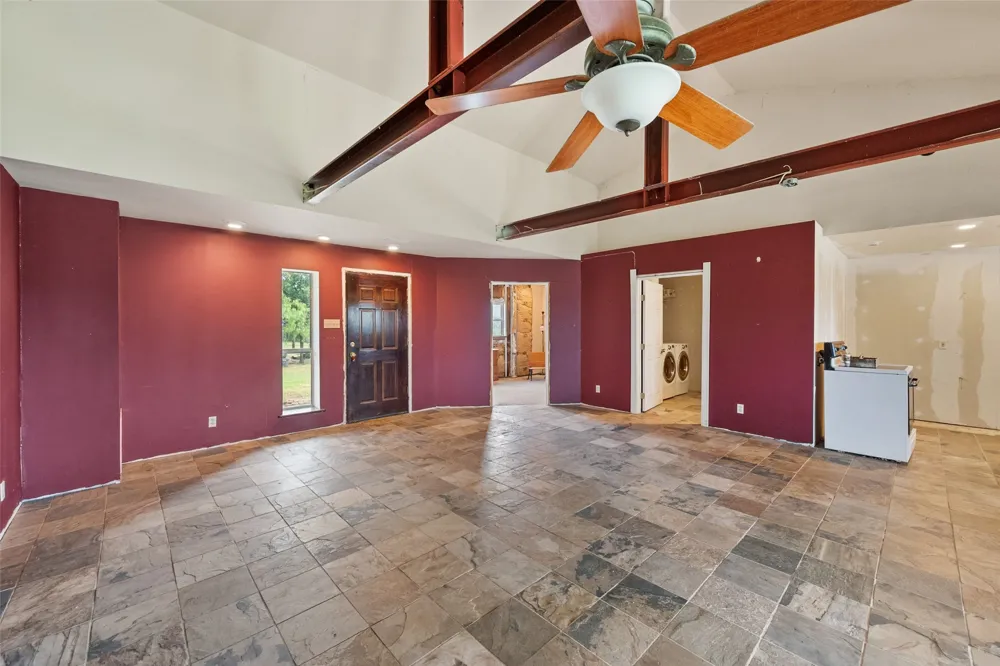 9326 NW County Road 1343 Blooming Grove, TX 76626