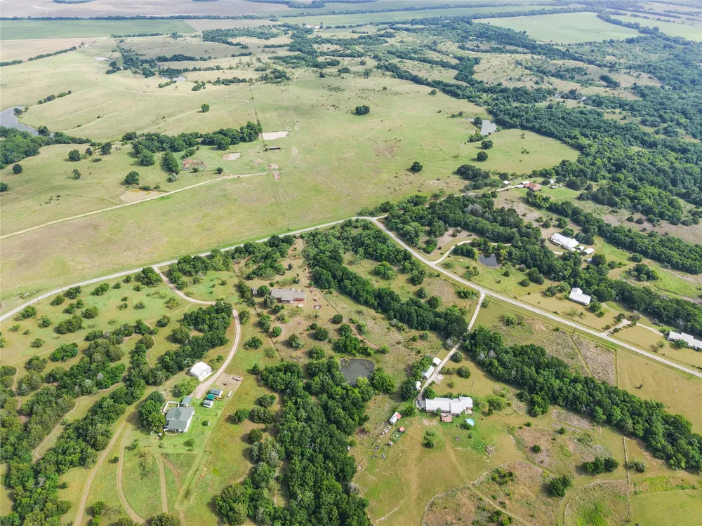 9326 NW County Road 1343 Blooming Grove, TX 76626