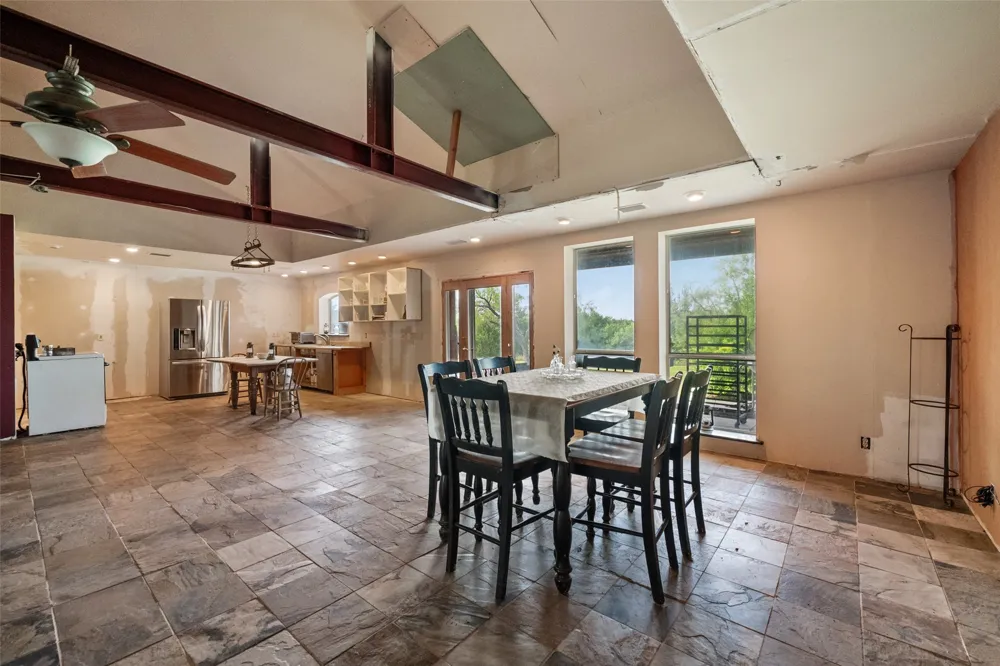 9326 NW County Road 1343 Blooming Grove, TX 76626