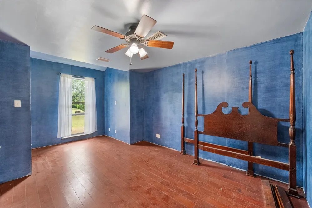 9326 NW County Road 1343 Blooming Grove, TX 76626