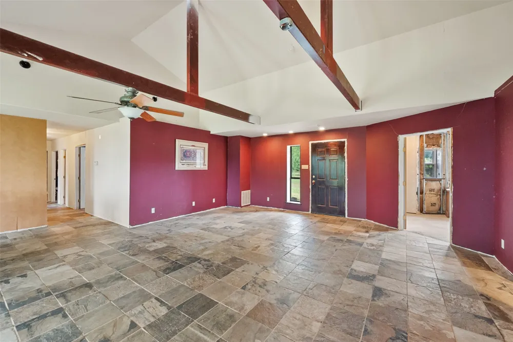 9326 NW County Road 1343 Blooming Grove, TX 76626