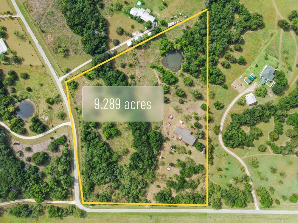 9326 NW County Road 1343 Blooming Grove, TX 76626
