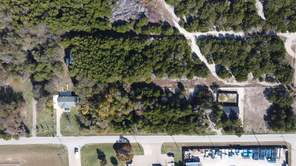 1129 Cedarview Drive Cedar Hill, TX 75104