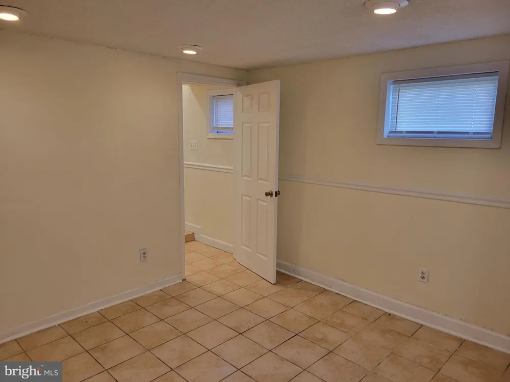 329 TALBOTT AVENUE Laurel, MD 20707