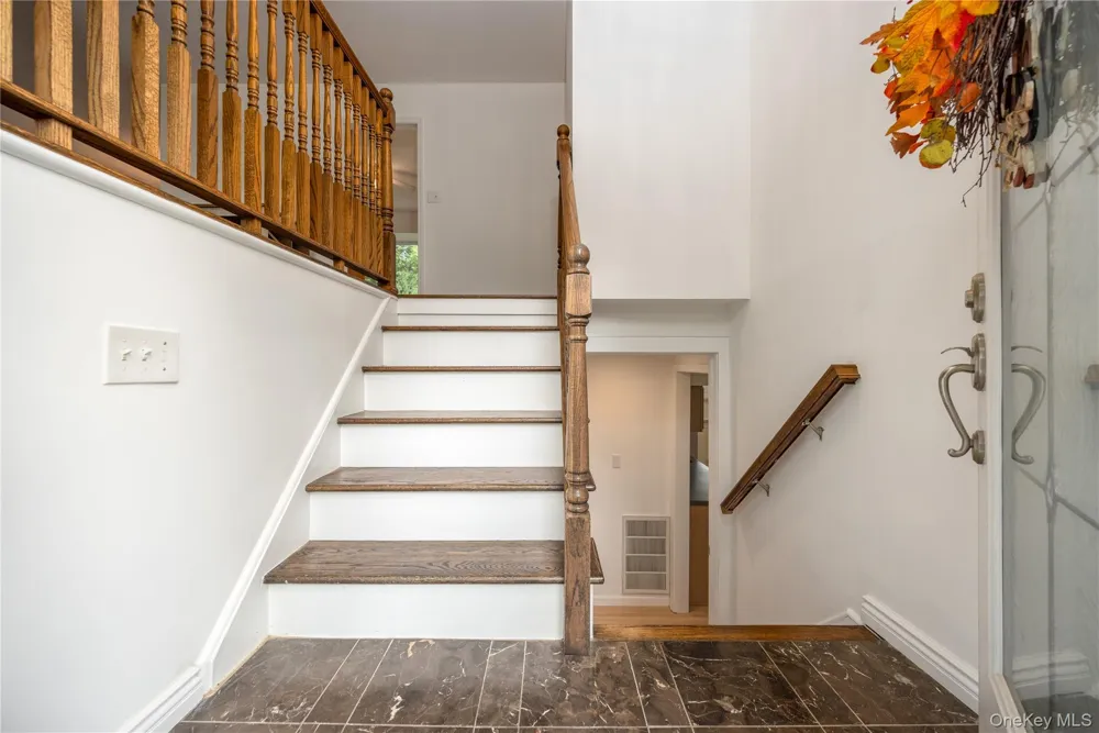 11 Guterl Terrace Pearl River, NY 10965