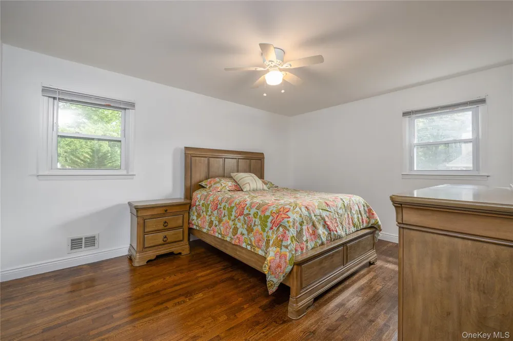 11 Guterl Terrace Pearl River, NY 10965