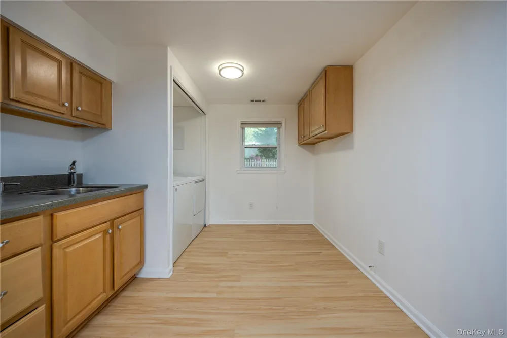 11 Guterl Terrace Pearl River, NY 10965