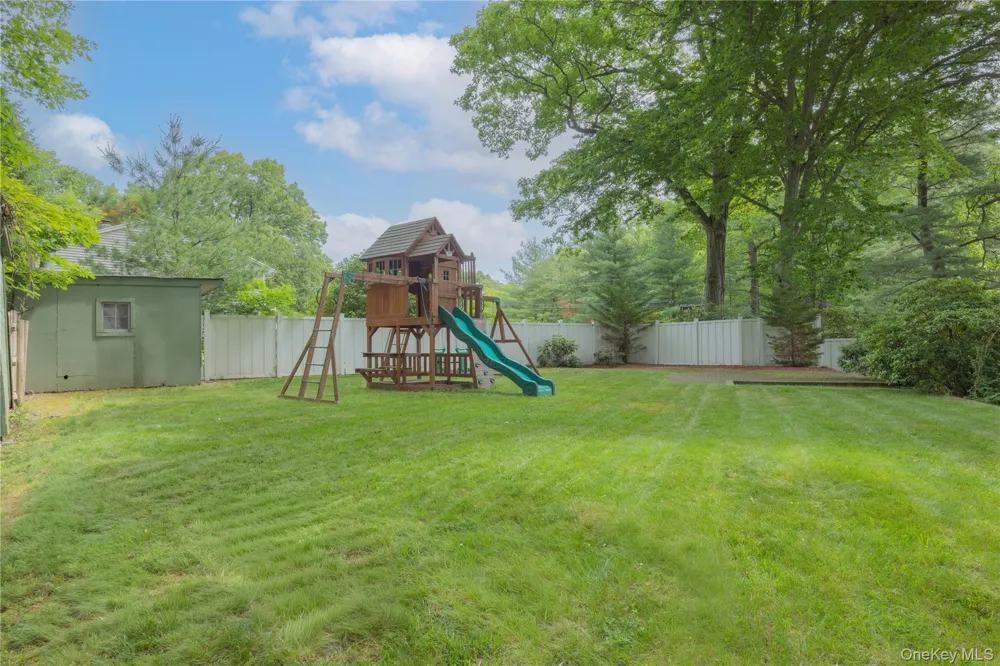 11 Guterl Terrace Pearl River, NY 10965