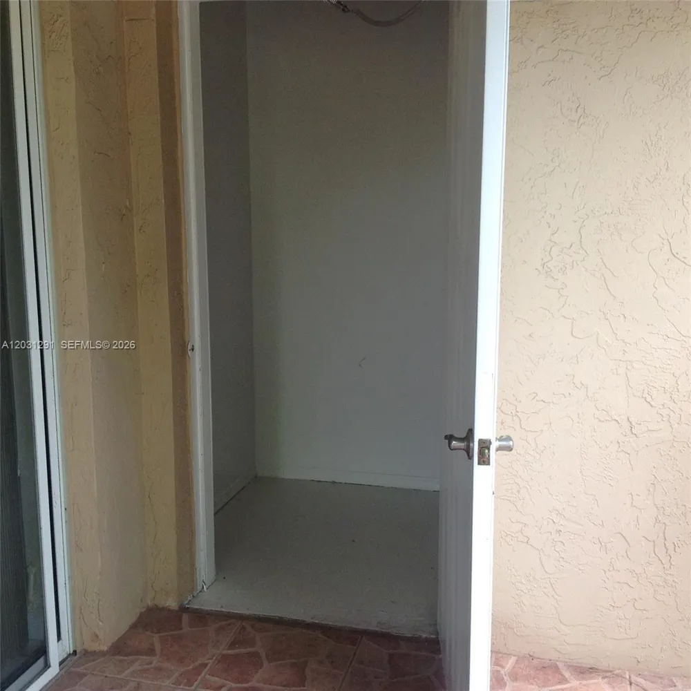10610 SW 158th Ct #303 Miami, FL 33196