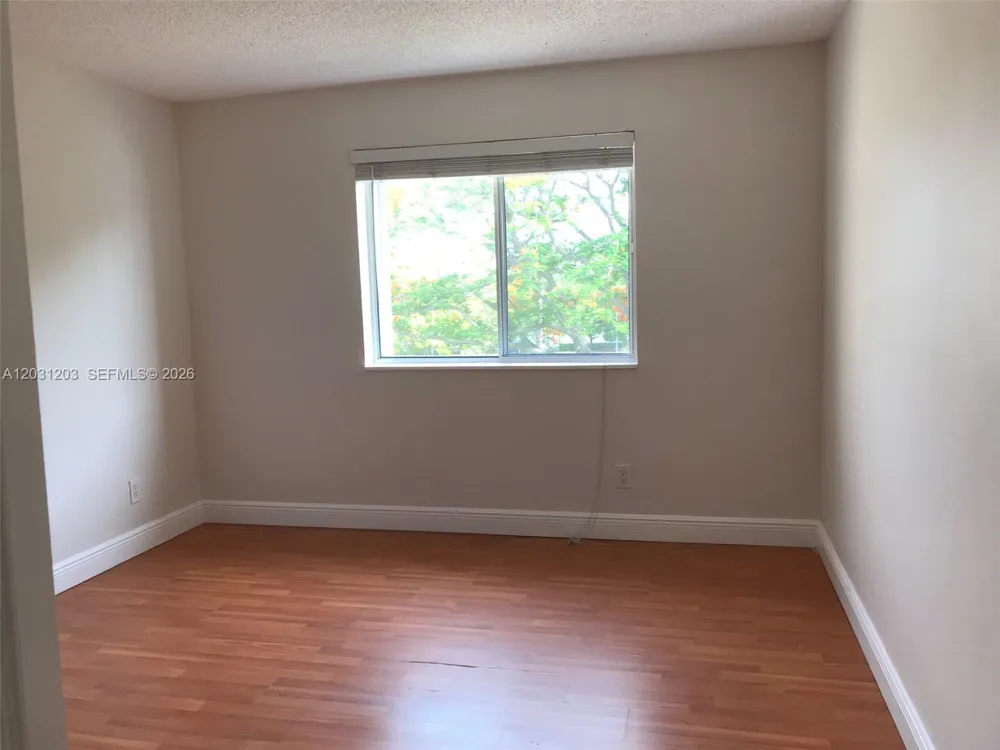 15780 SW 106th Ter #306 Miami, FL 33196