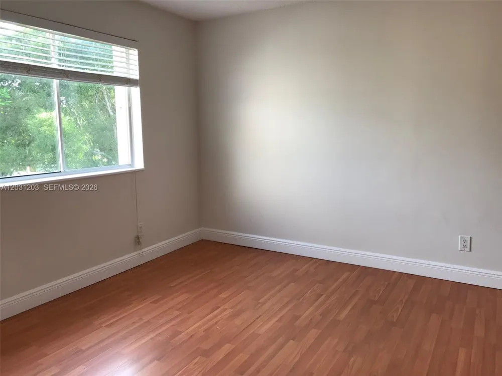 15780 SW 106th Ter #306 Miami, FL 33196