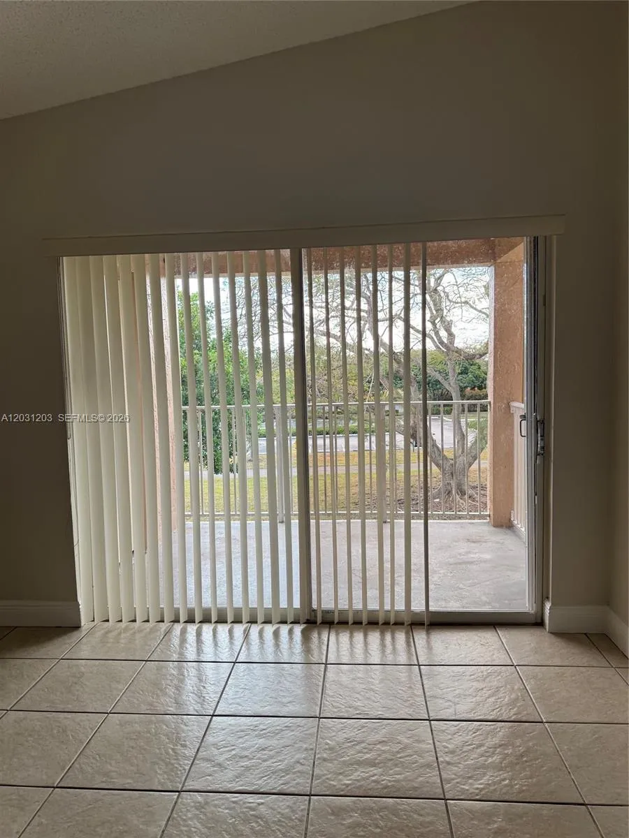 15780 SW 106th Ter #306 Miami, FL 33196