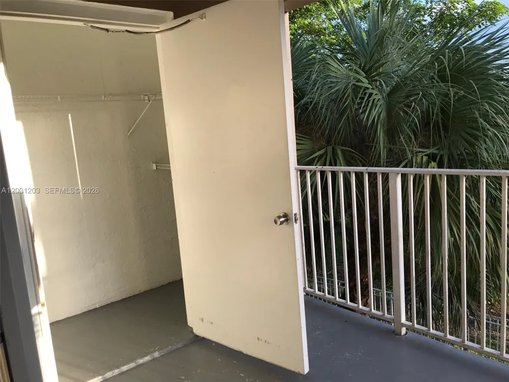 15780 SW 106th Ter #306 Miami, FL 33196