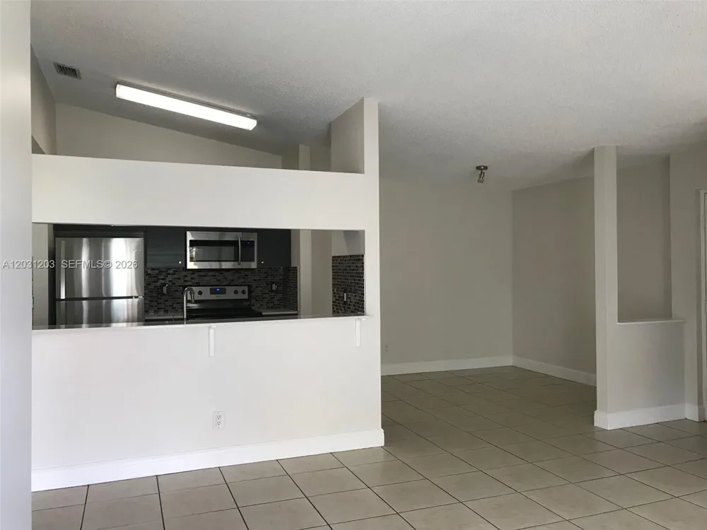 15780 SW 106th Ter #306 Miami, FL 33196