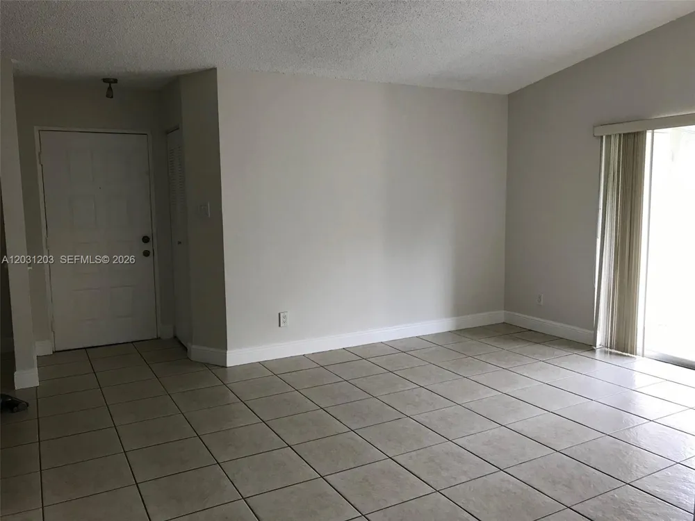 15780 SW 106th Ter #306 Miami, FL 33196