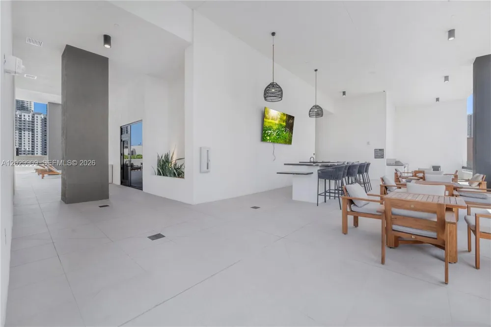 225 Miami #3109 Miami, FL 33128