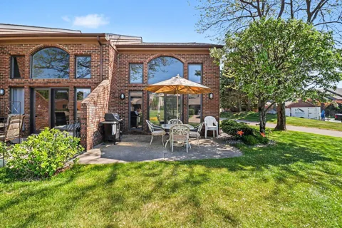212 Harbor Drive