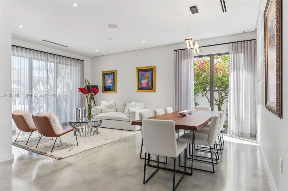 Address Not Shown Miami Lakes, FL 33016