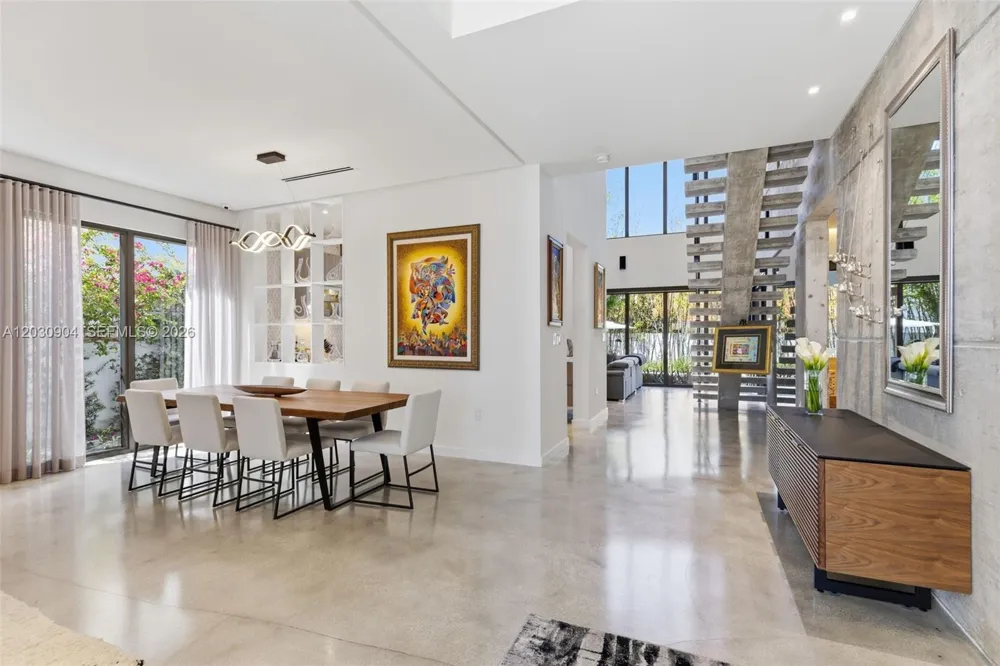 Address Not Shown Miami Lakes, FL 33016