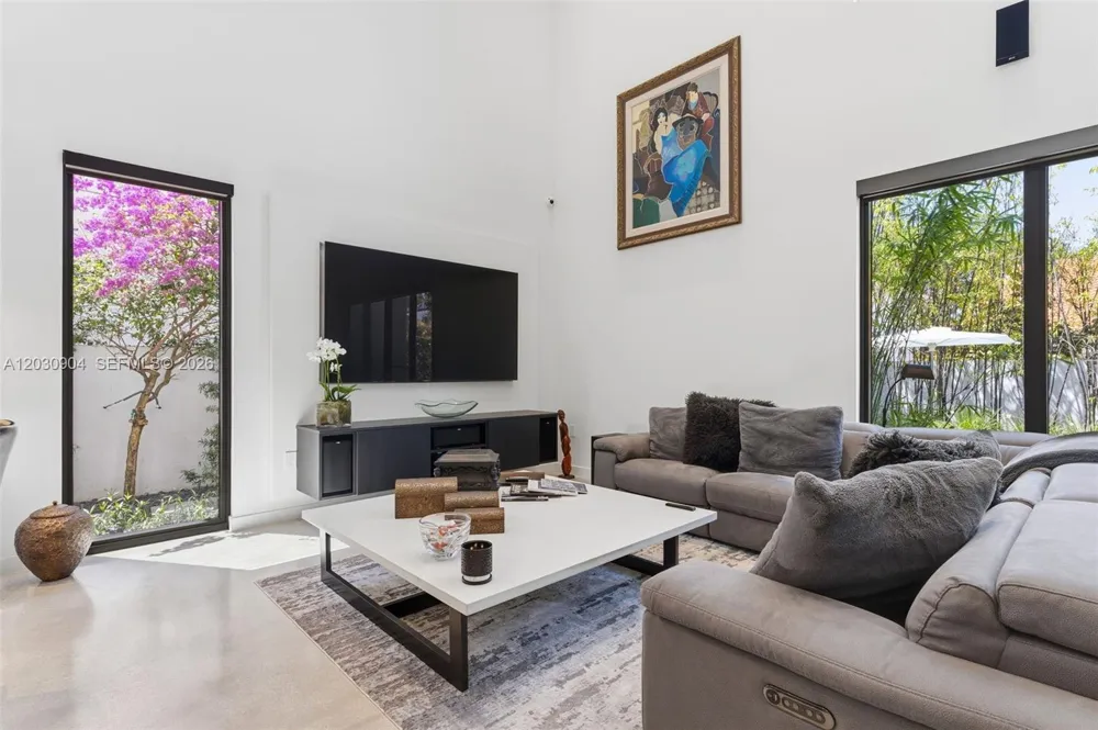 Address Not Shown Miami Lakes, FL 33016