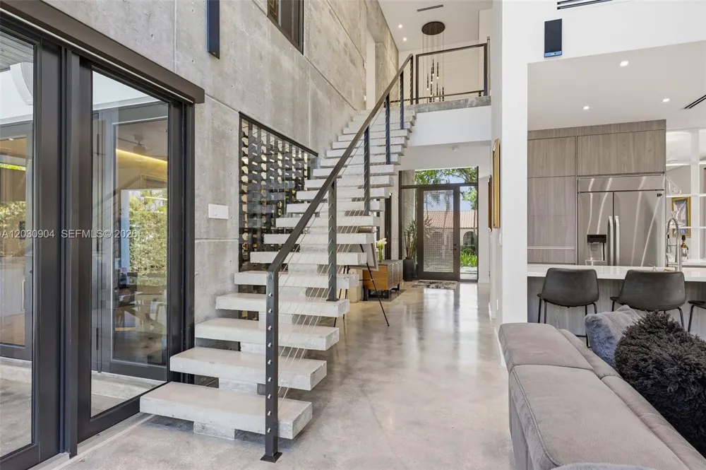 Address Not Shown Miami Lakes, FL 33016