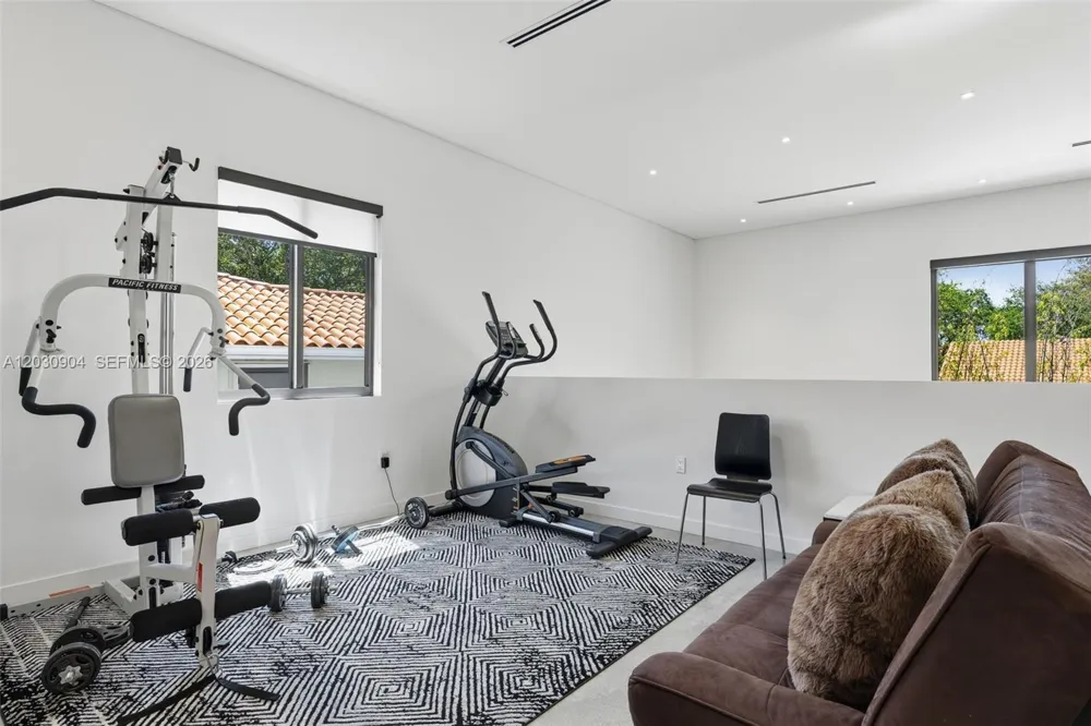 Address Not Shown Miami Lakes, FL 33016