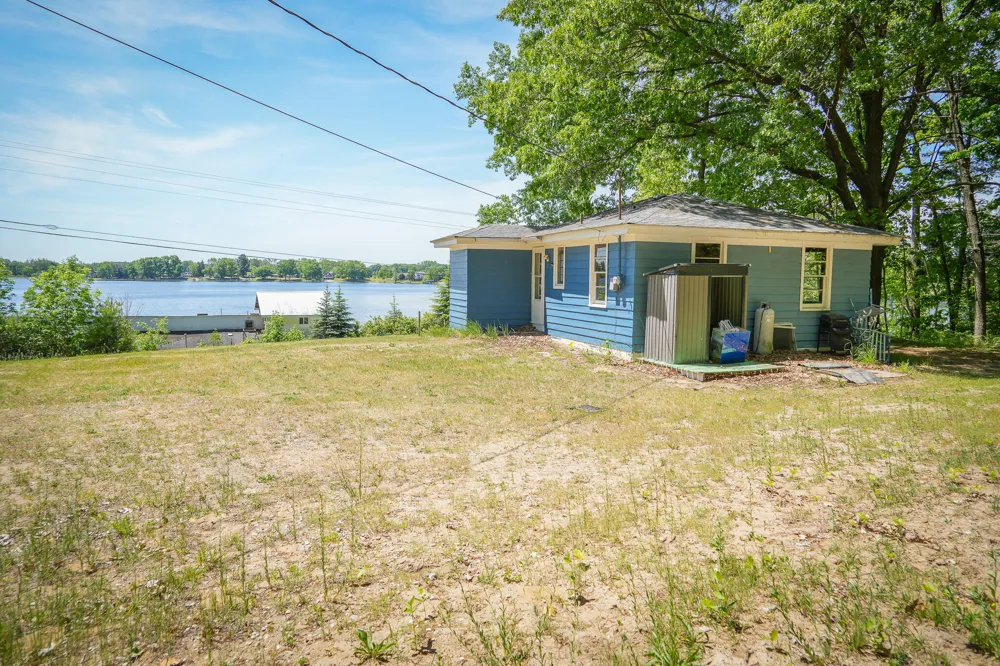 14308 Church Road Winfield Township, MI 49329