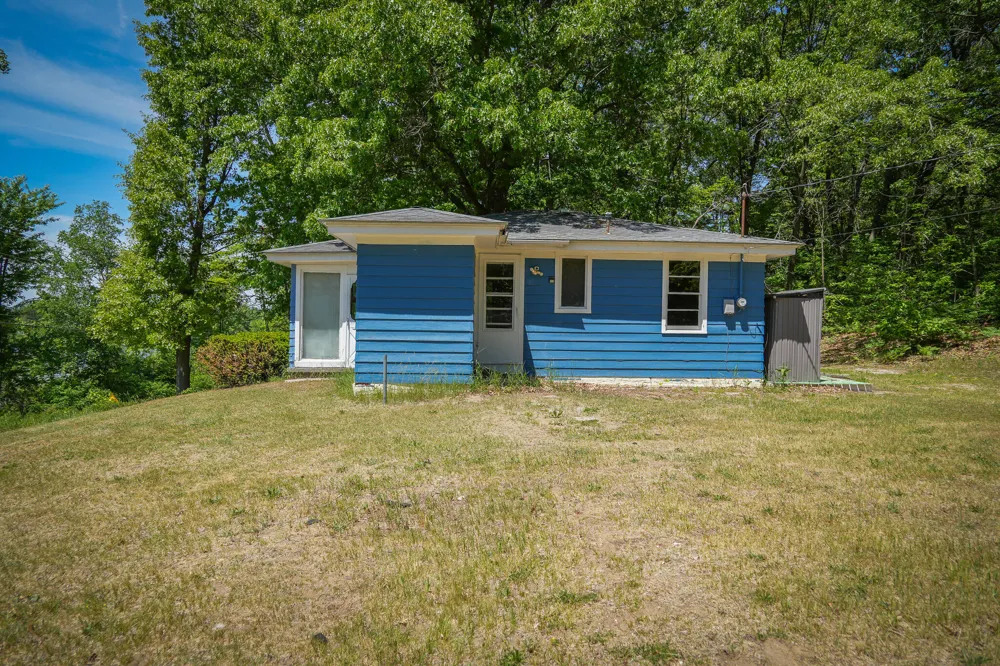 14308 Church Road Winfield Township, MI 49329