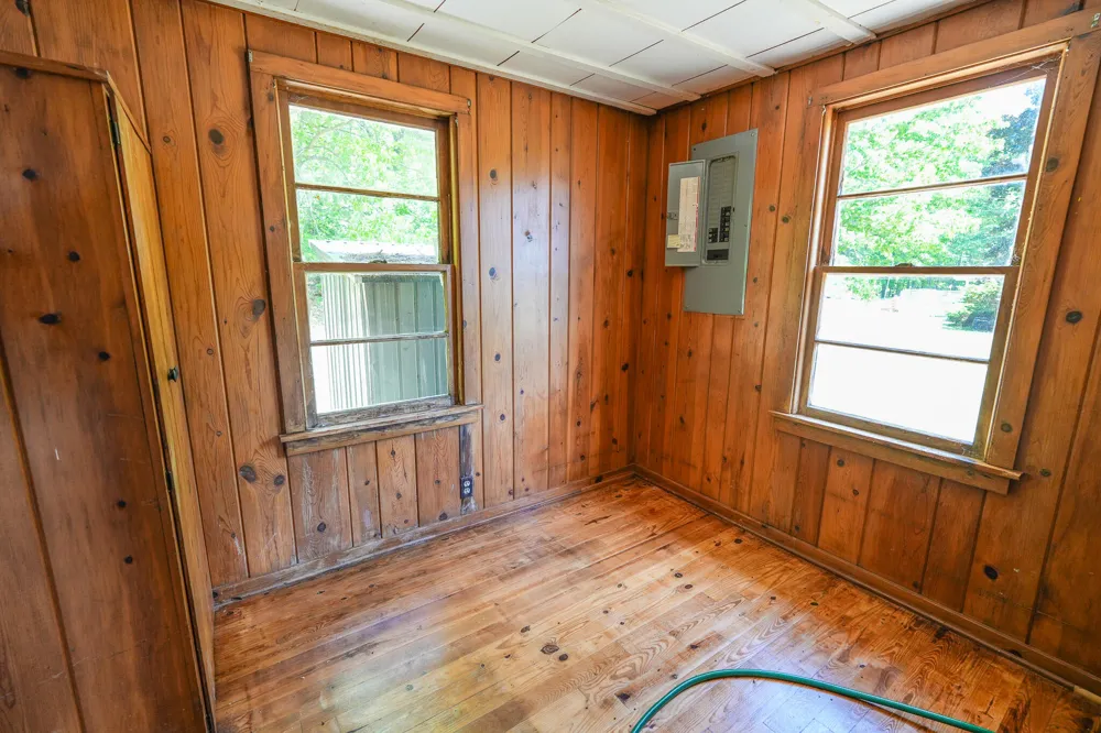 14308 Church Road Winfield Township, MI 49329