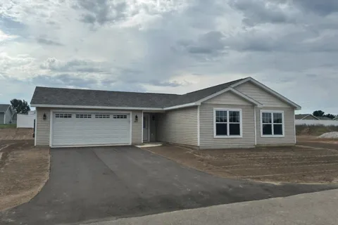 1812 Robin Drive