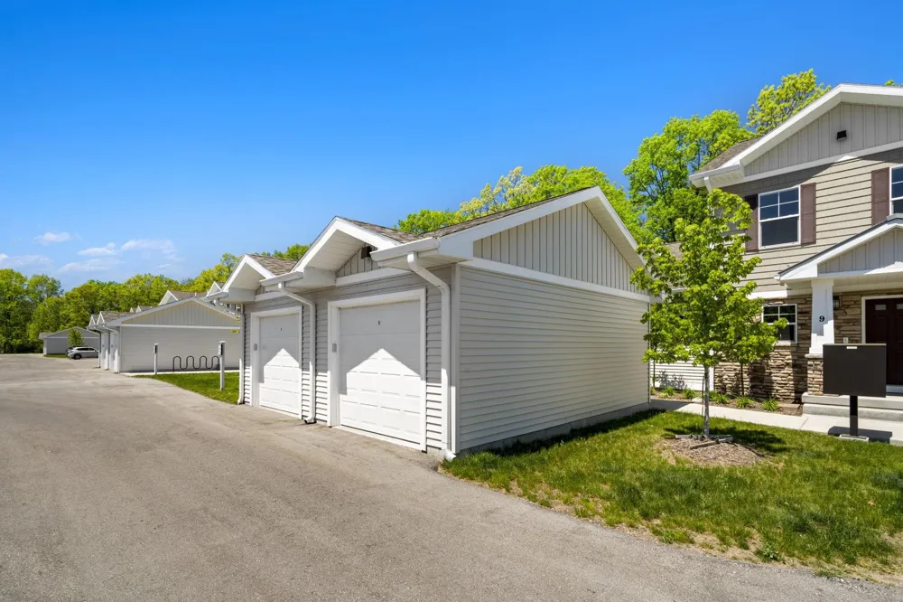 1548 Simsbury Street Garfield Charter Township, MI 49686