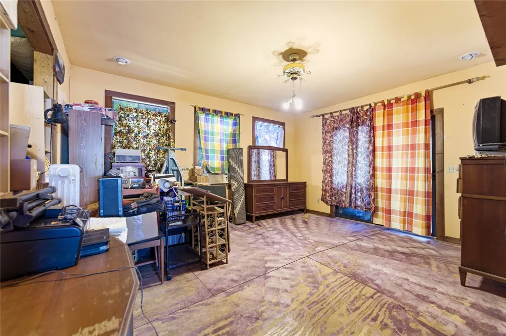 242 S Sycamore Avenue New Braunfels, TX 78130