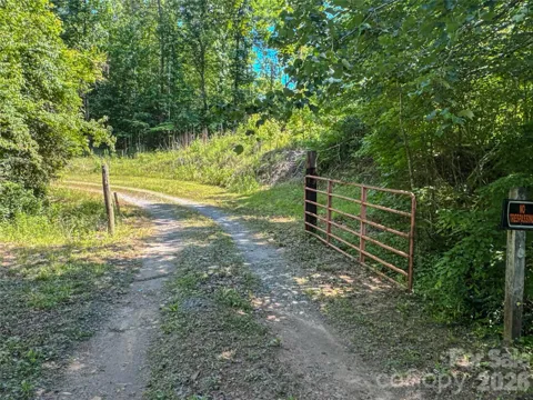 306 Golden Valley Road
