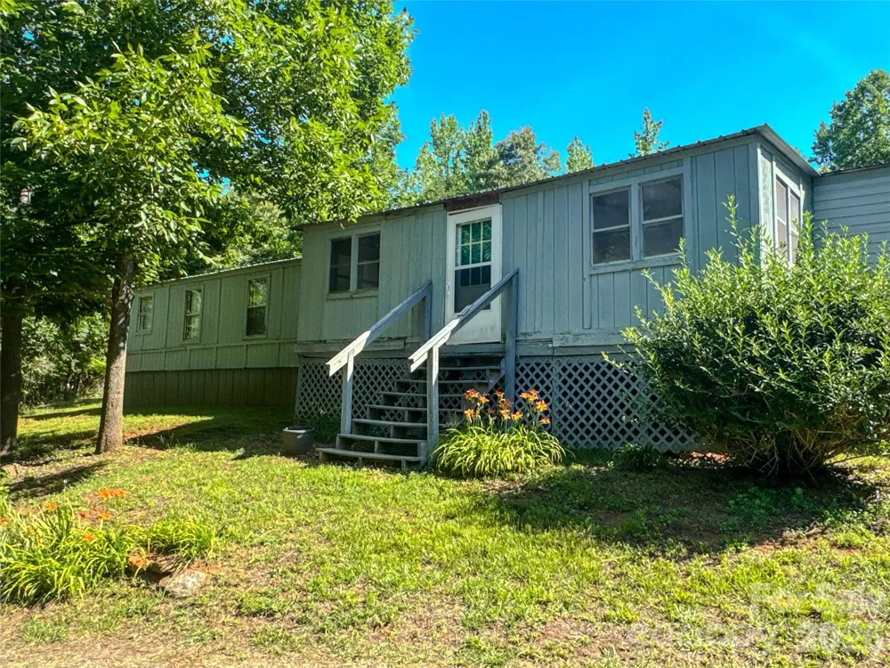 306 Golden Valley Road Casar, NC 28020