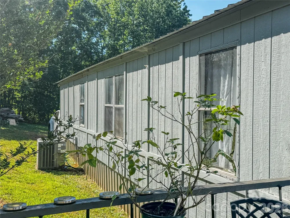 306 Golden Valley Road Casar, NC 28020