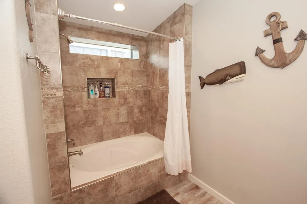 64 Coastal Oaks Loop Port O Connor, TX 77982