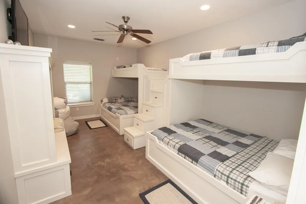 64 Coastal Oaks Loop Port O Connor, TX 77982