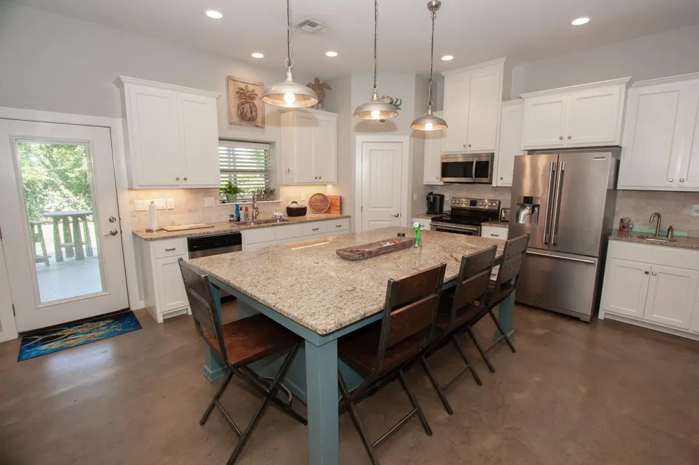 64 Coastal Oaks Loop Port O Connor, TX 77982