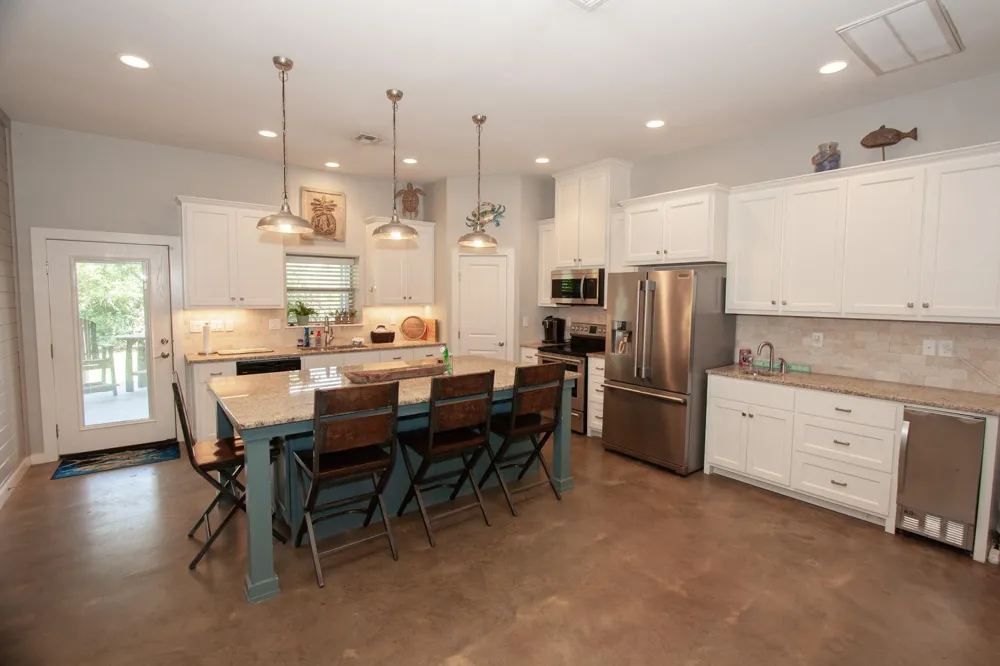 64 Coastal Oaks Loop Port O Connor, TX 77982
