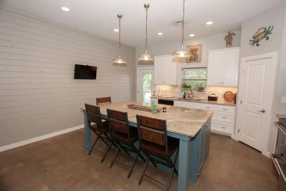 64 Coastal Oaks Loop Port O Connor, TX 77982