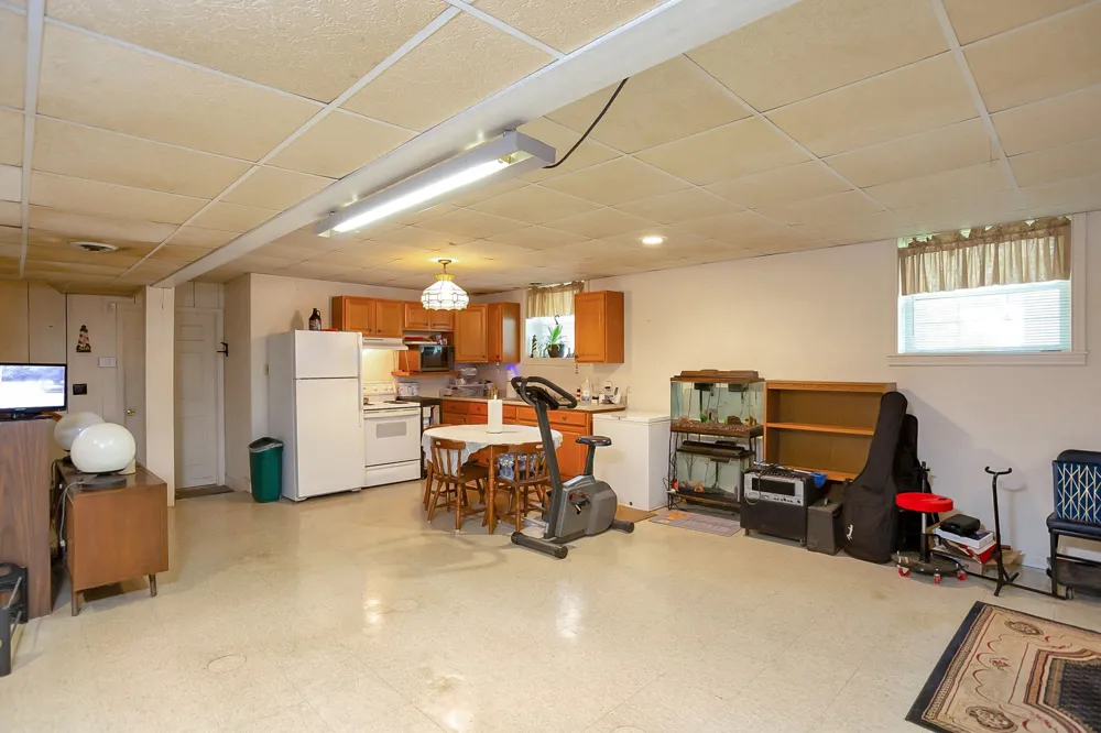 2226 Hwy 25 W Cottontown, TN 37048